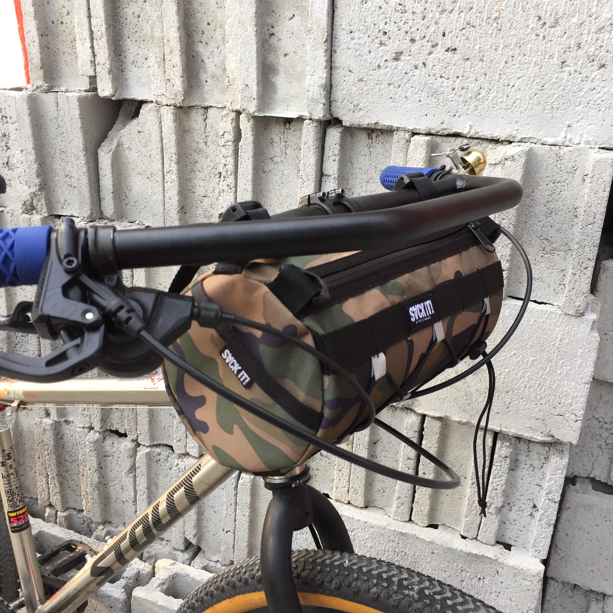 LUMPIA HANDLE BAR BAG c2c