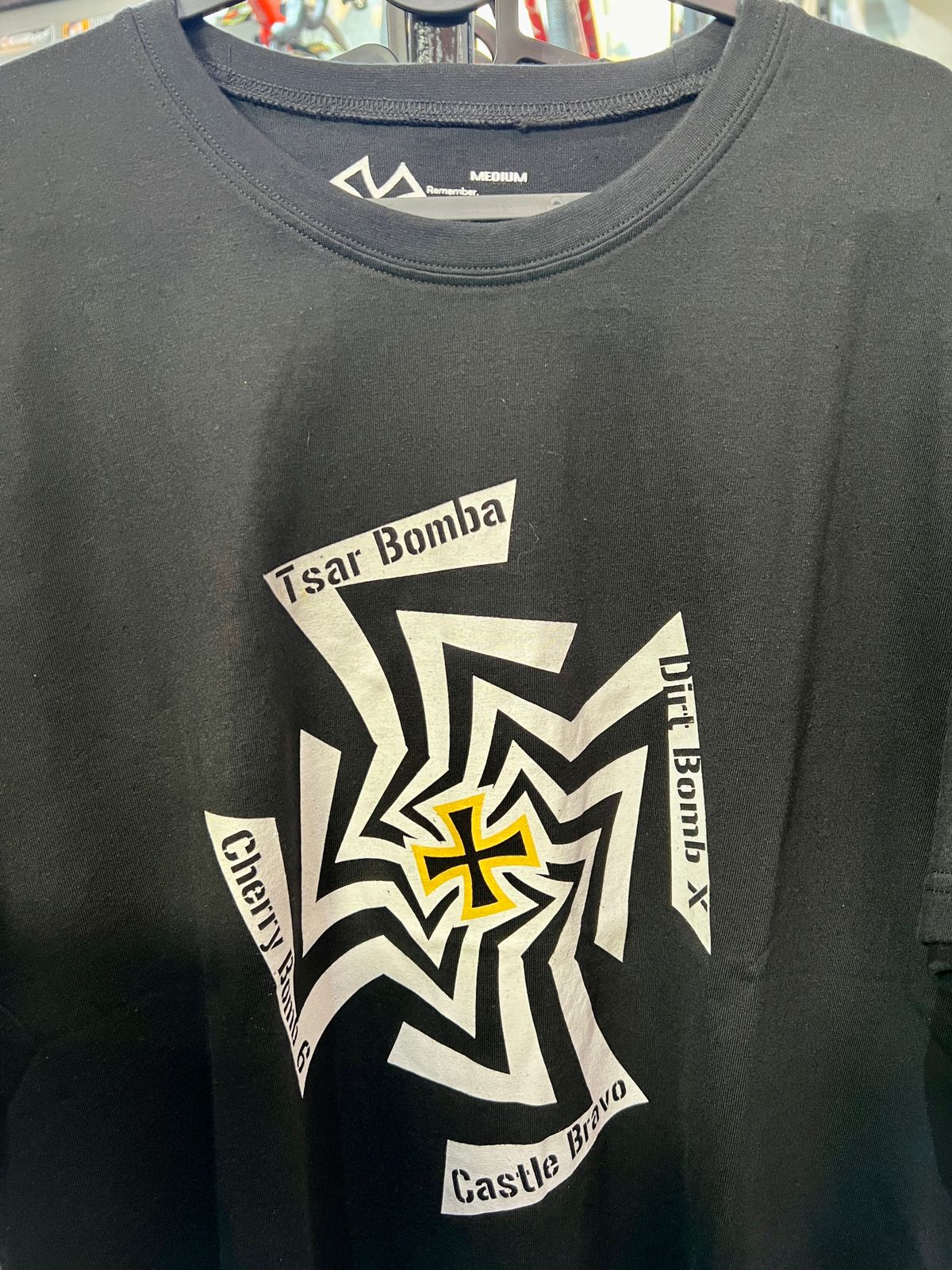 DA BOMB MEN T-SHIRT