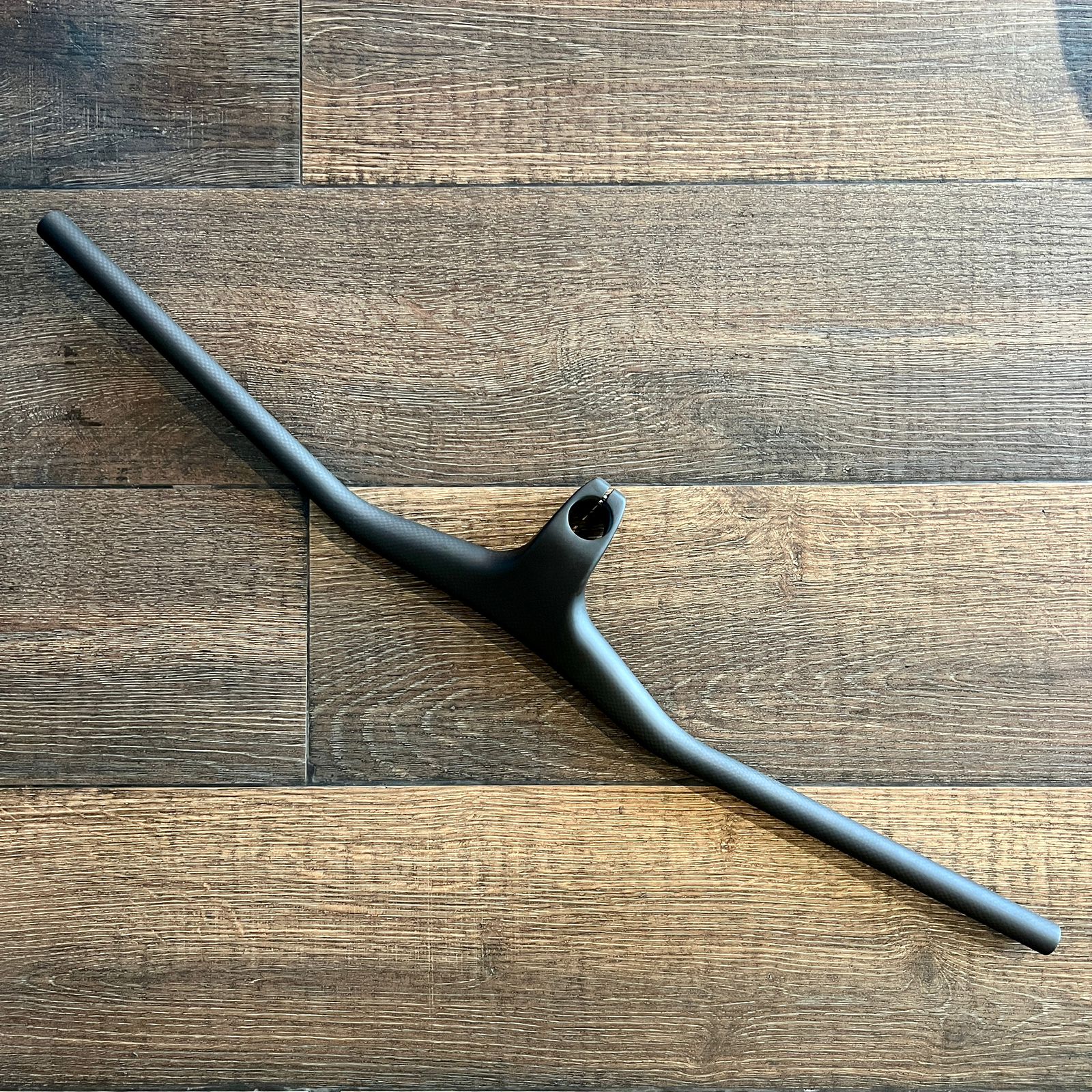 Carbon Handlebar Integrated for MTB-XC cycle2cycleuae