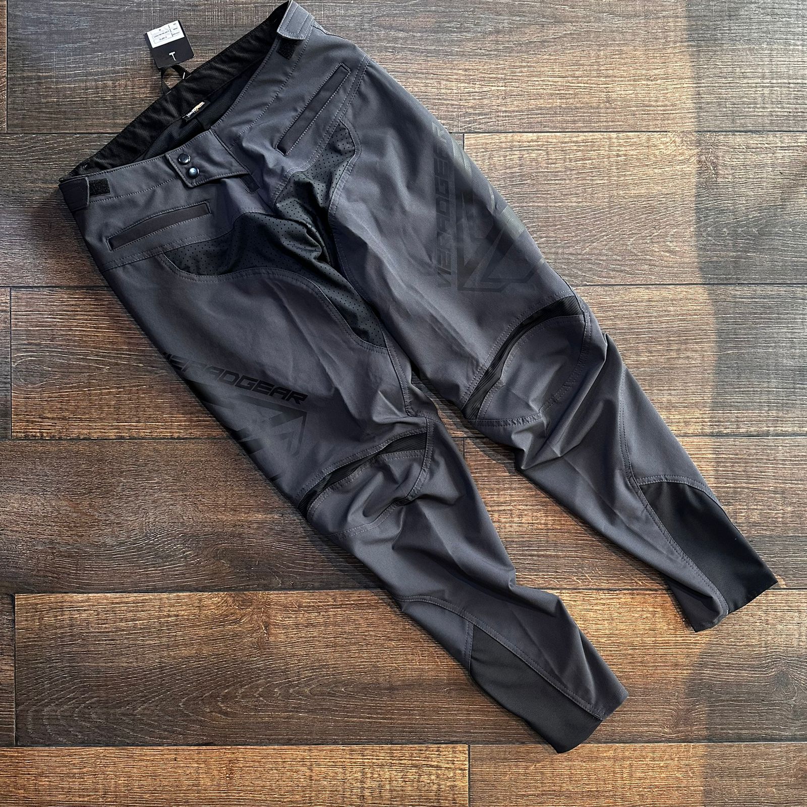 V12 Slant Pants